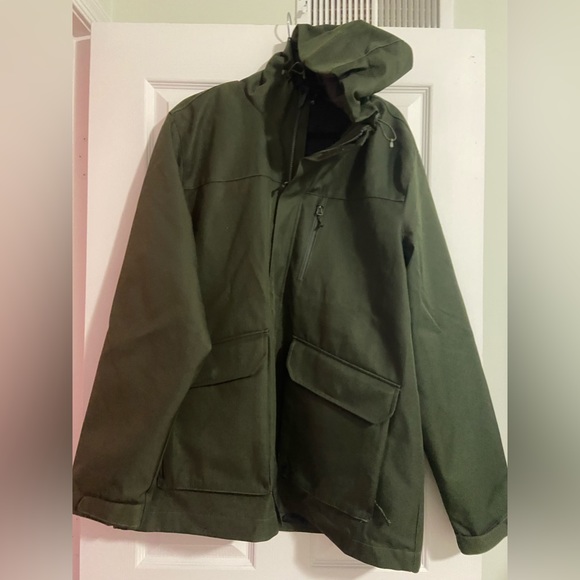 Mens heavy wind breaker - Picture 2 of 3